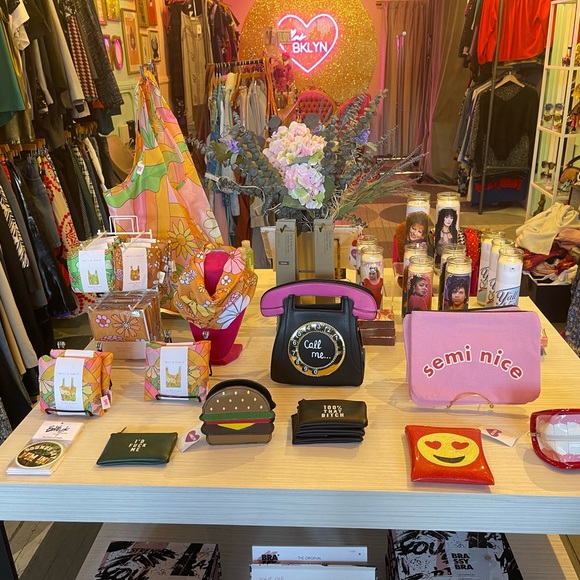 Meet your Posher, Plus Bklyn - Picture 5 of 9